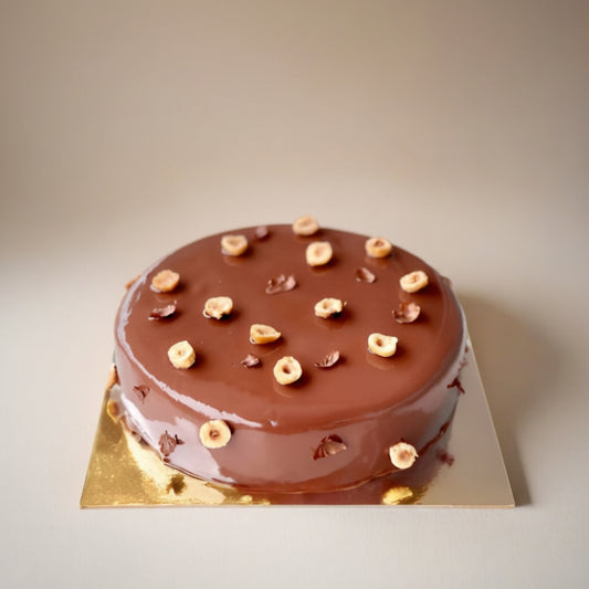 chocolate hazelnut cake, torontos favorite cakes, chocolate hazelnut, nutella cake, toronto bakery, asters patisserie, bakery toronto, le jasmin bakery, hazelnut cake, halal cake
