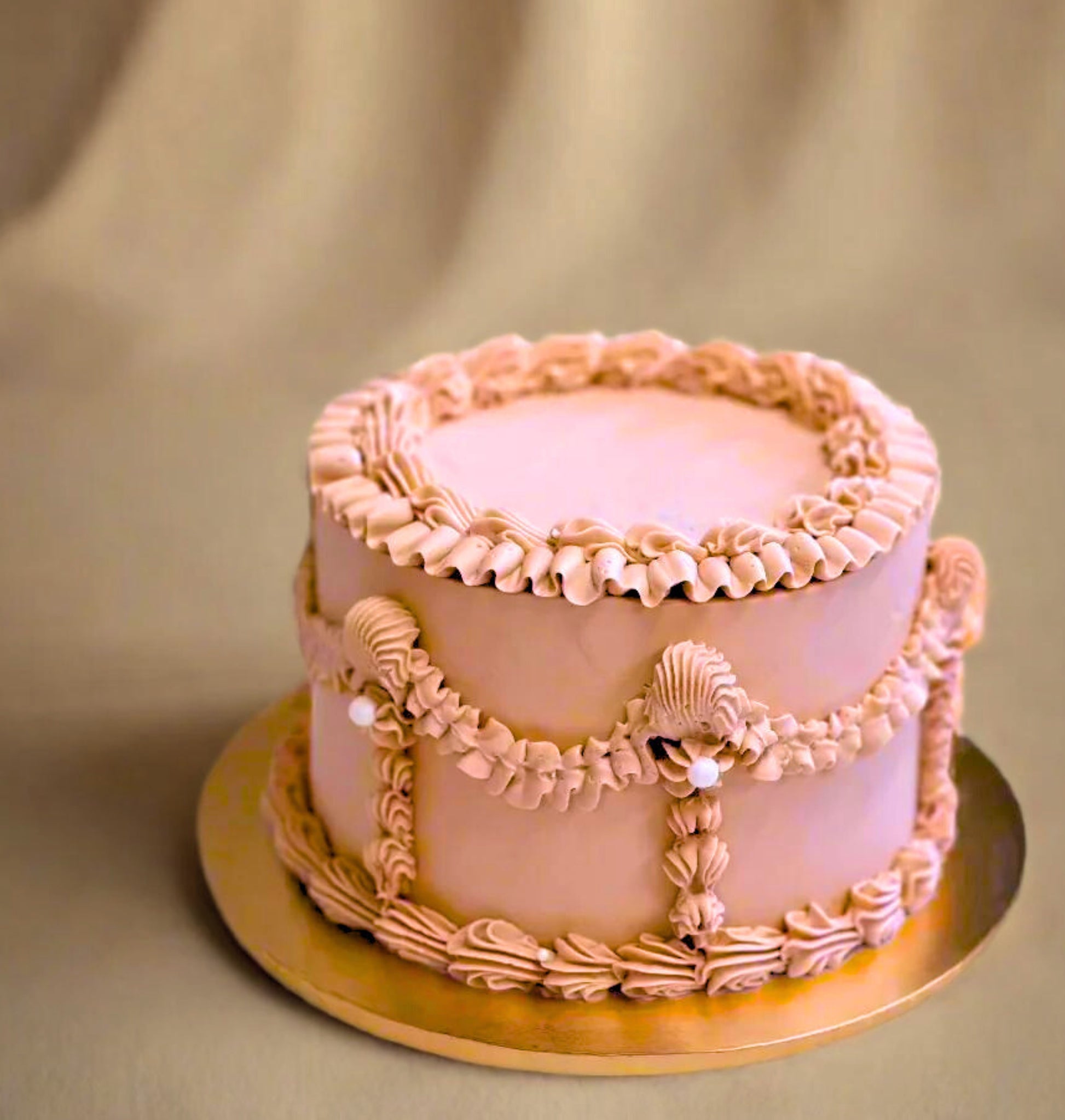 vintage lambeth cake, red velvet, cake, cupcake, toronto, bakery, chocolate